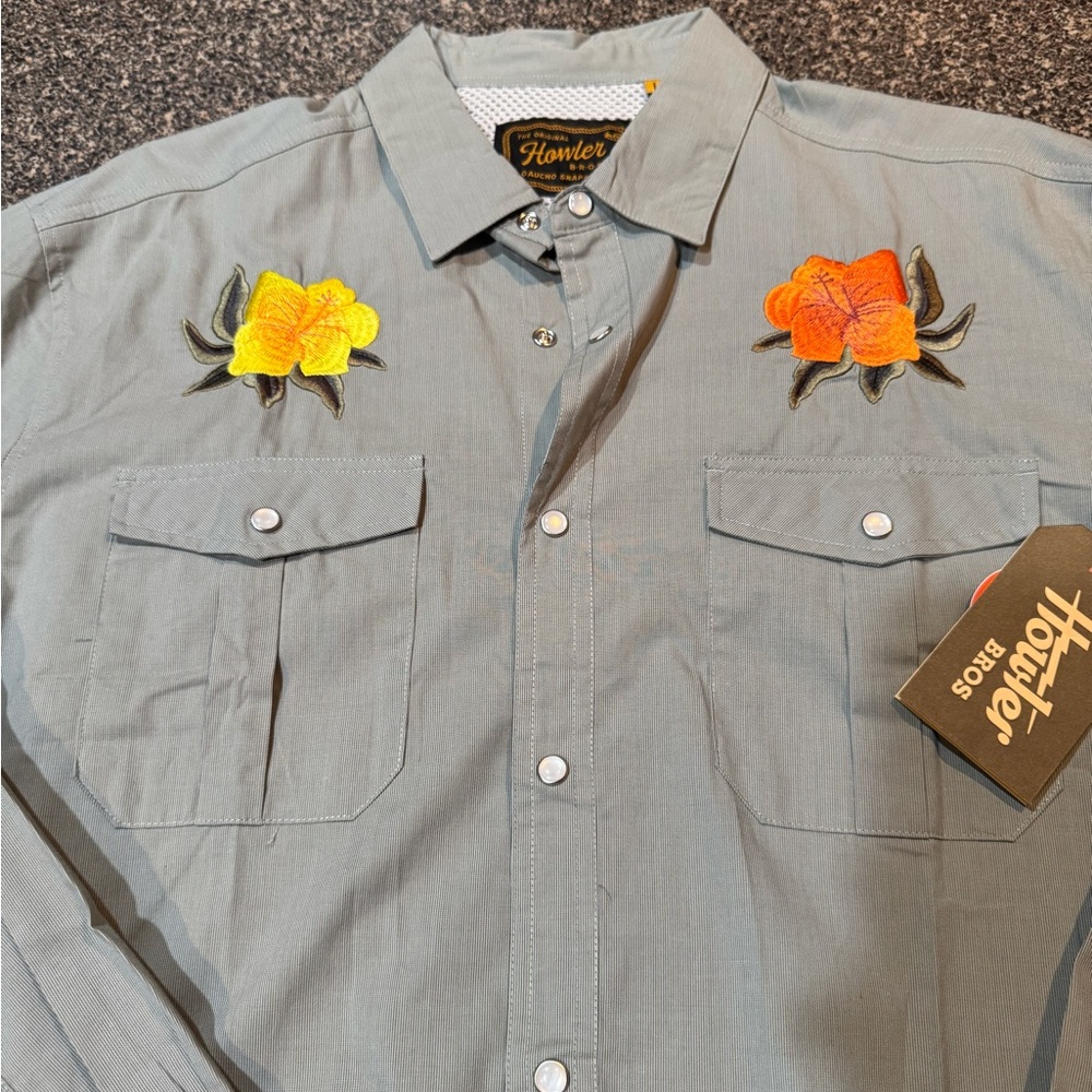 Howler Bros NWT gaucho snap shirt size L